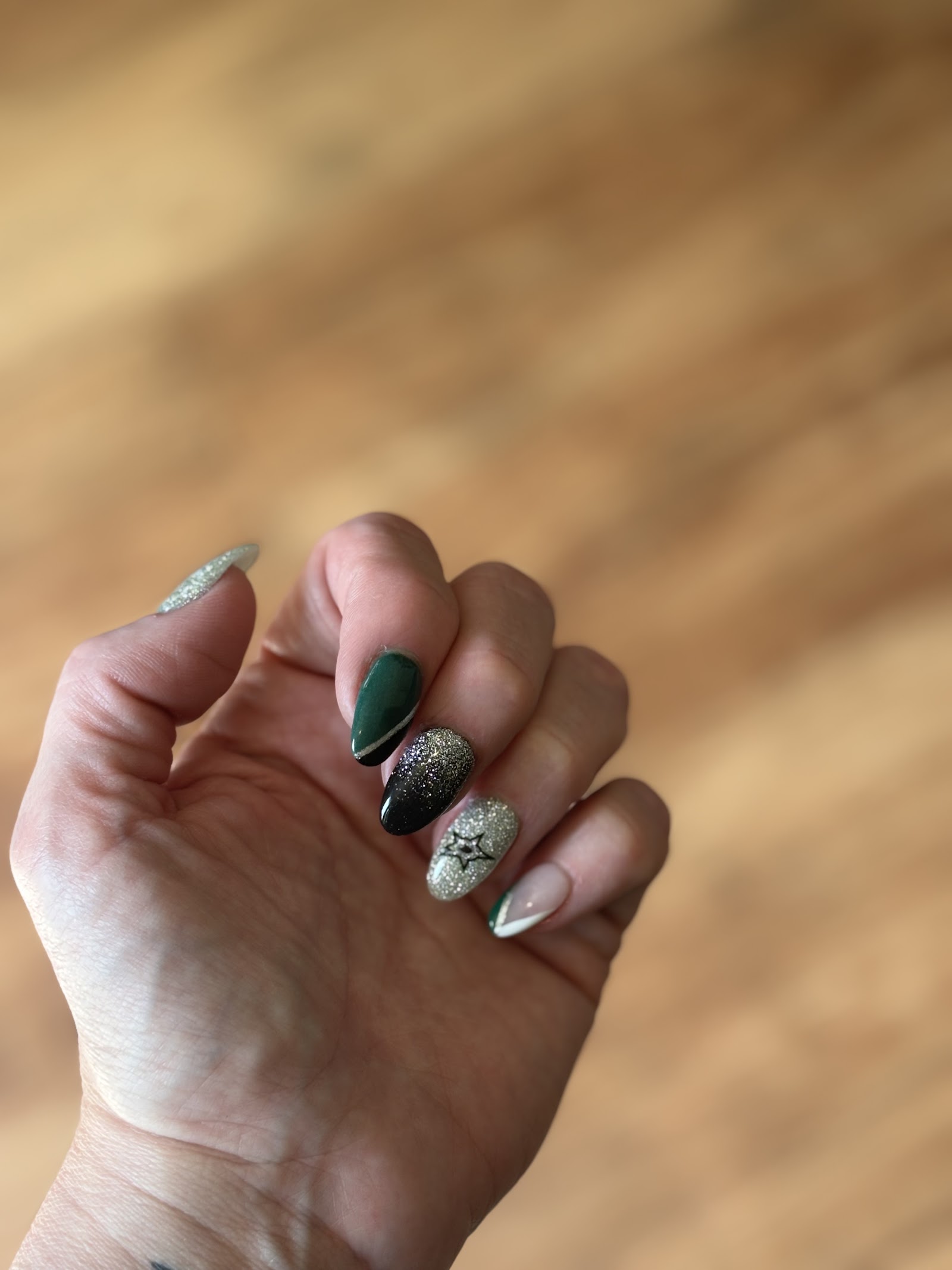 Gorgeous Nails nail photo 2