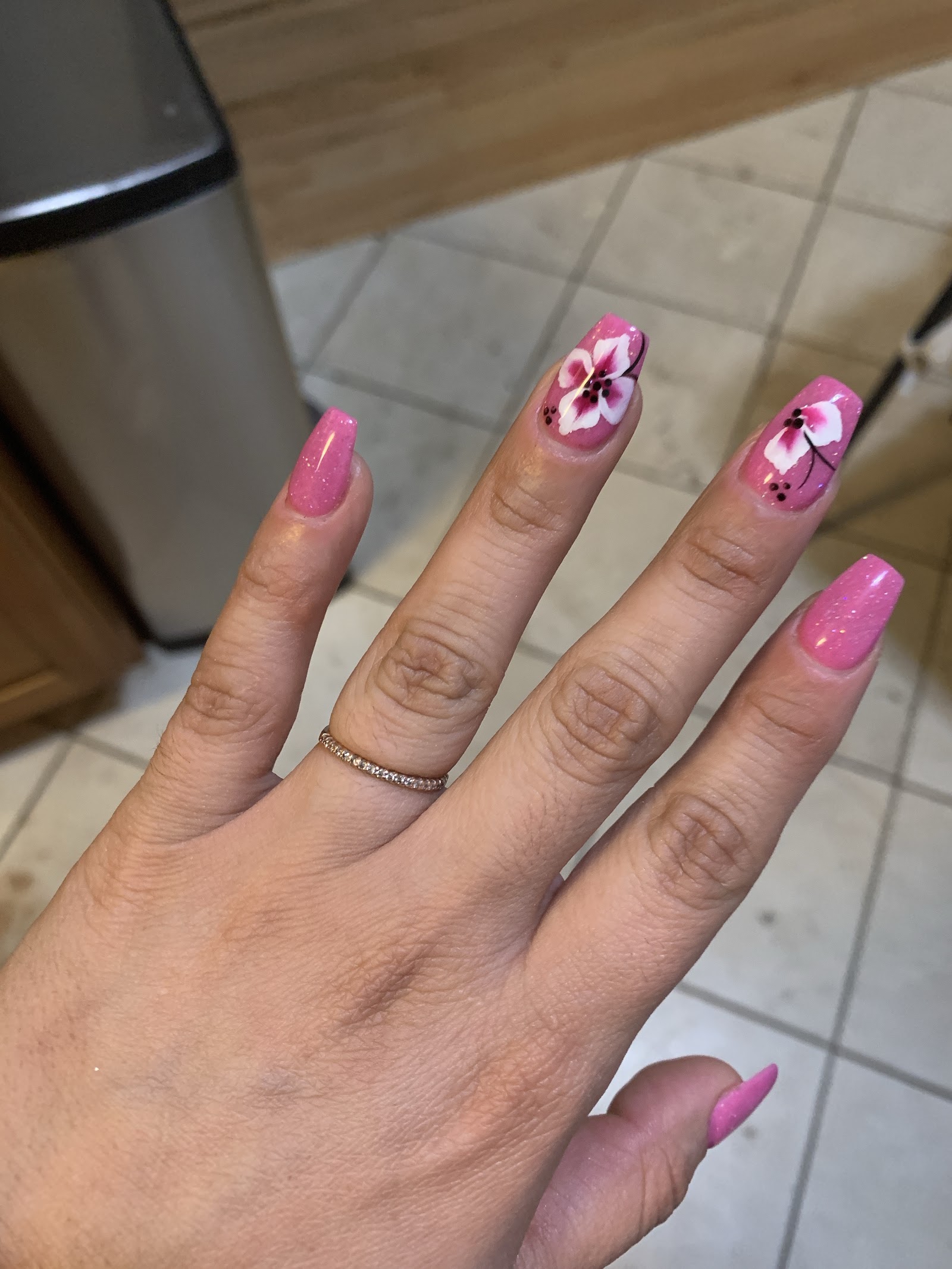 Gorgeous Nails nail photo 7
